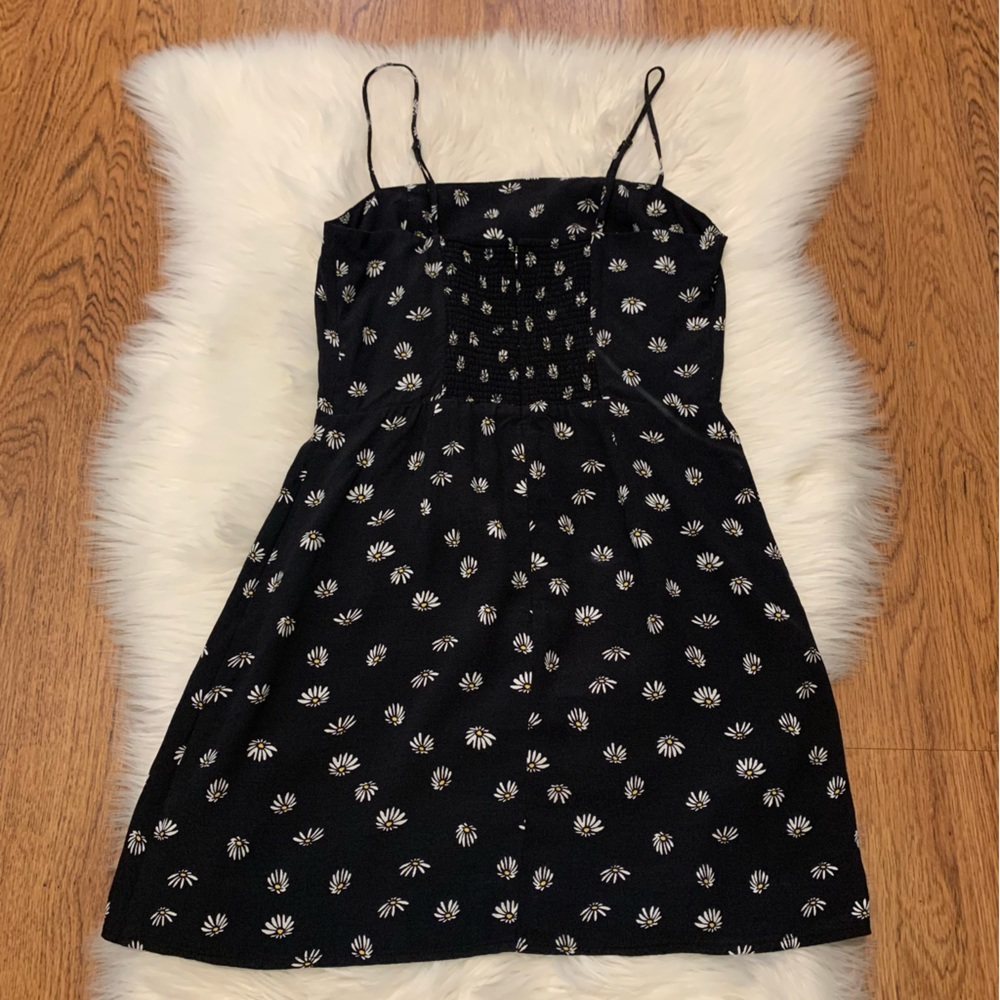 Aritzia Wilfred Mini Dress | Size 4 (Small) | Black Daisy Pattern Dress